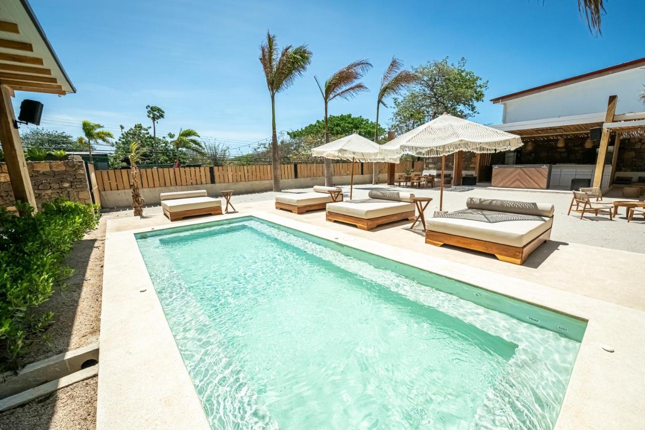 Hotel Elmoro Tamarindo Exterior foto